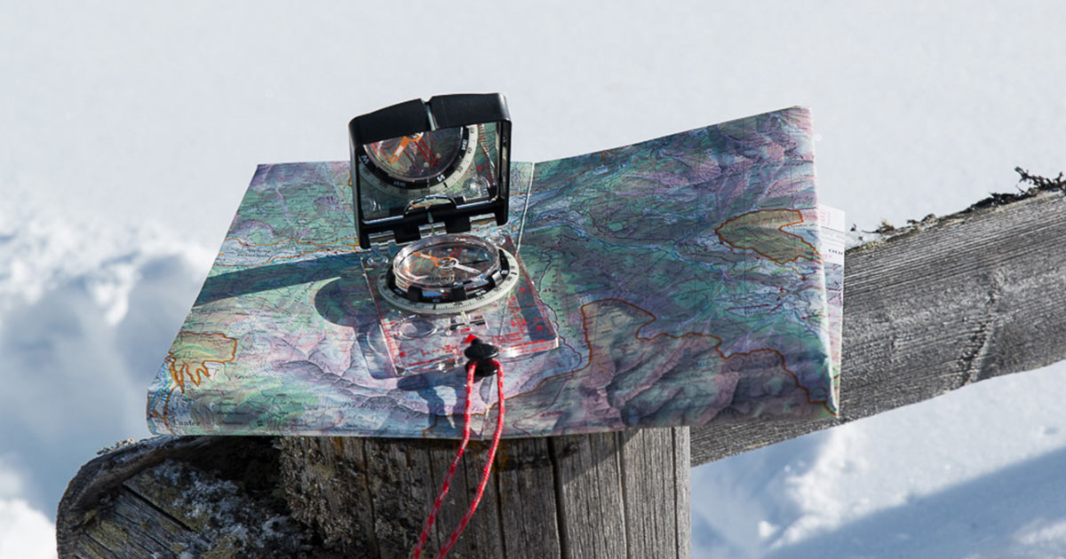 How to Use a Compass | Snowys Blog