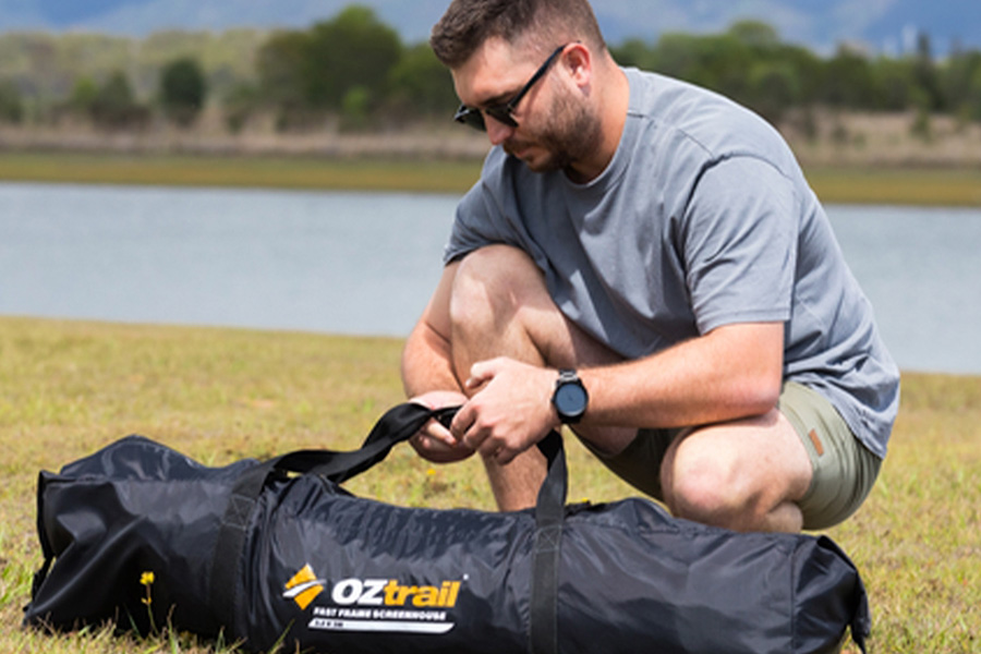 OZtrail Fast Frame 3.2m x 3m Screenhouse